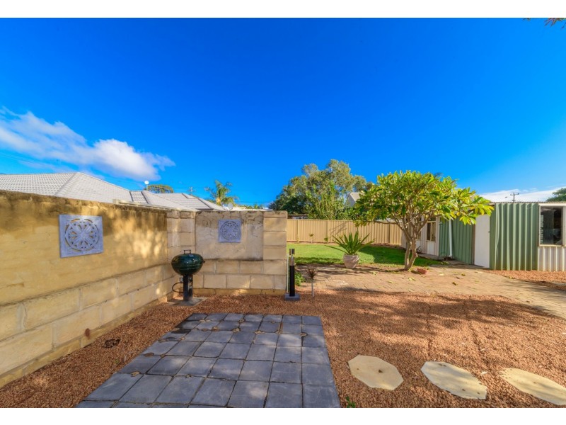 95 Railway Street, Bluff Point WA 6530