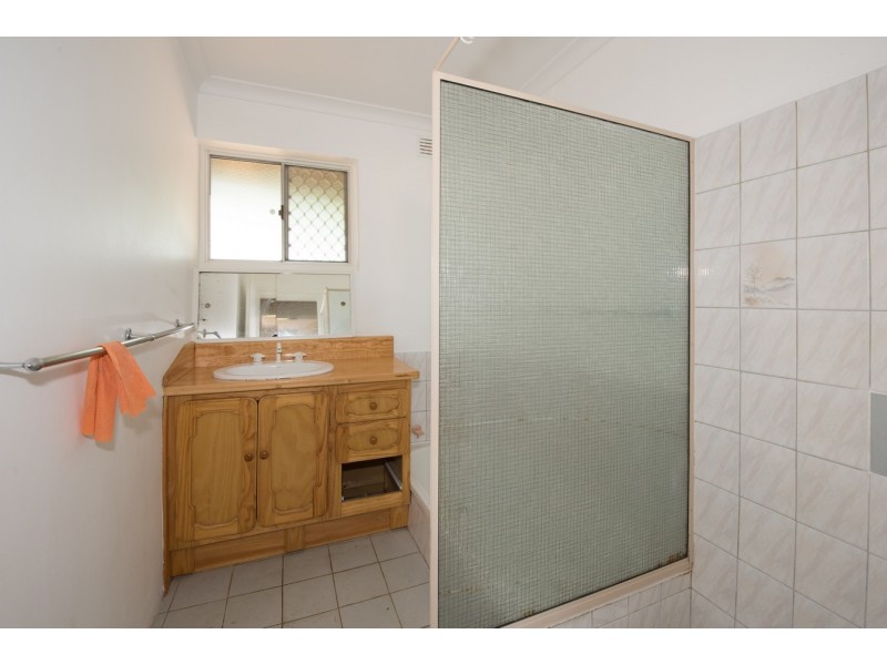 2 Woodman Street, Utakarra WA 6530