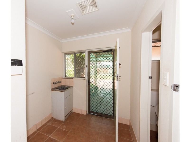2 Woodman Street, Utakarra WA 6530