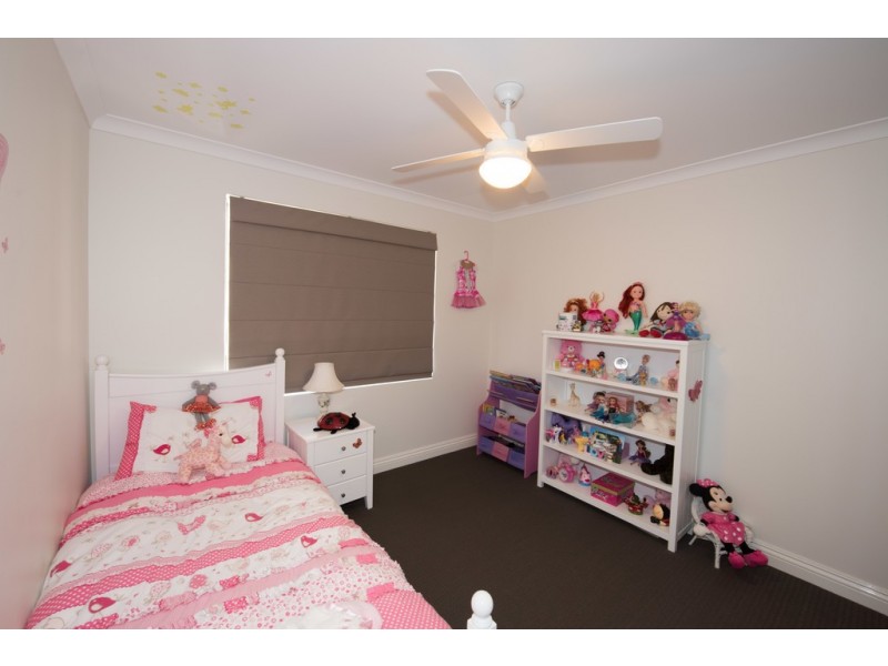 8 Garnet Brace, Wandina WA 6530