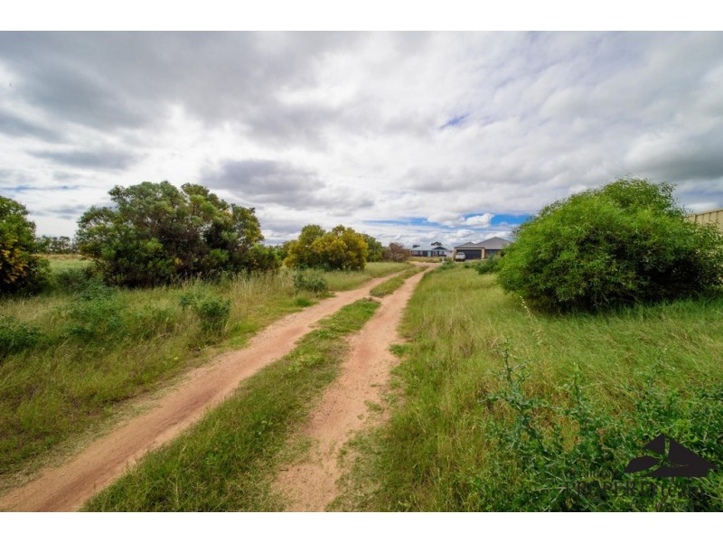 15 Pepper Gate, Waggrakine WA 6530