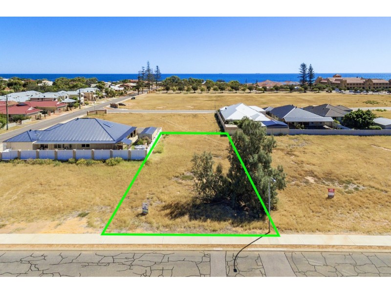 49 Charles Street, Bluff Point WA 6530