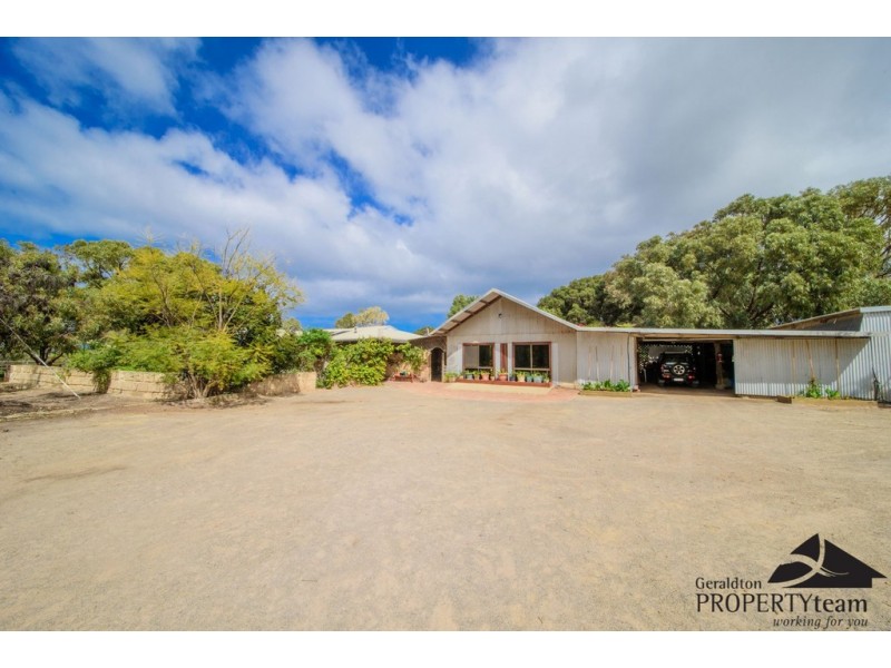 33 McConkey Road, Greenough WA 6532