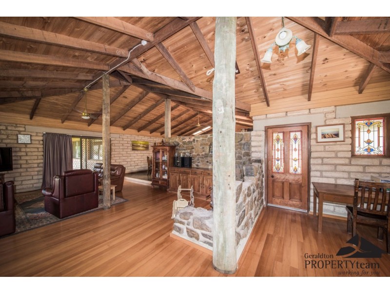 33 McConkey Road, Greenough WA 6532