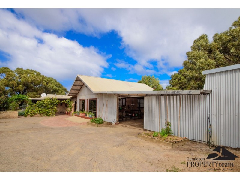 33 McConkey Road, Greenough WA 6532