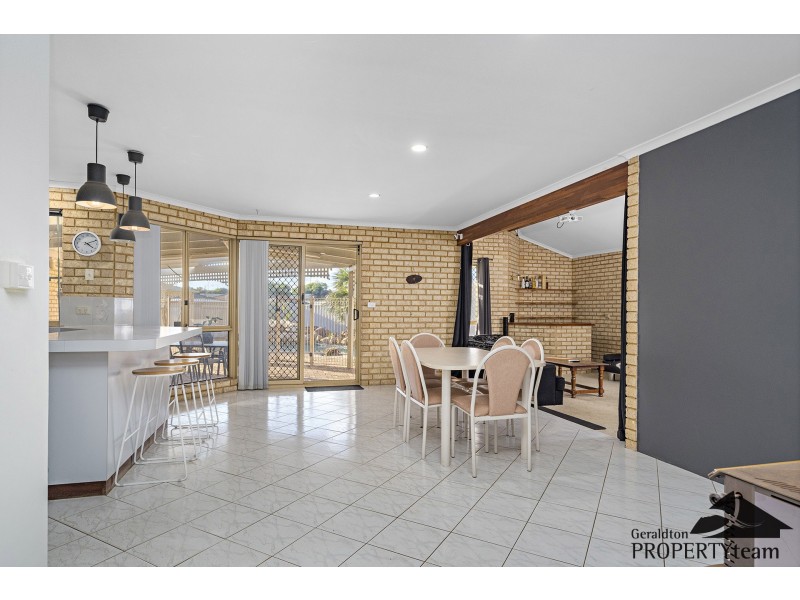 27 Glass Crescent, Mahomets Flats WA 6530