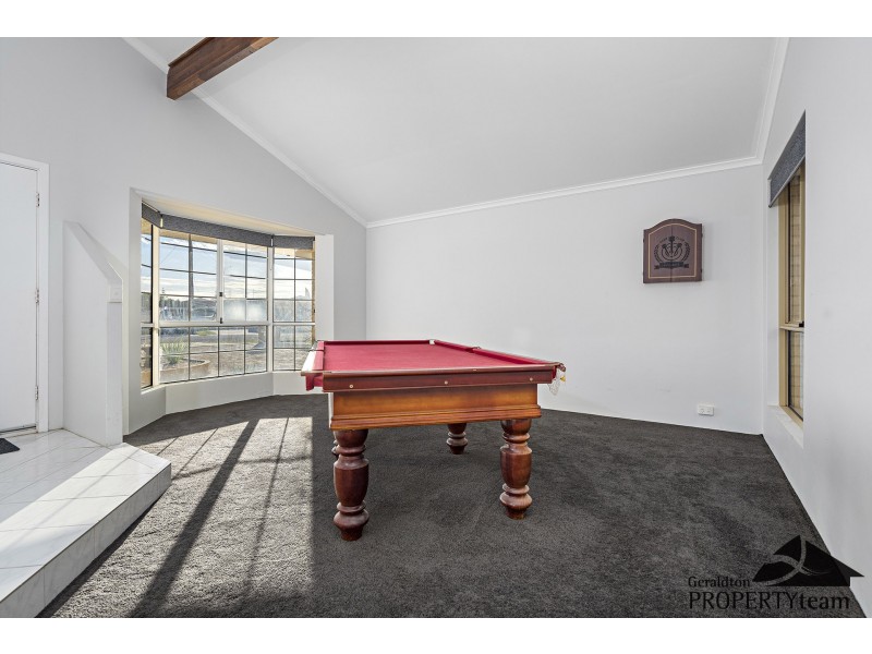 27 Glass Crescent, Mahomets Flats WA 6530