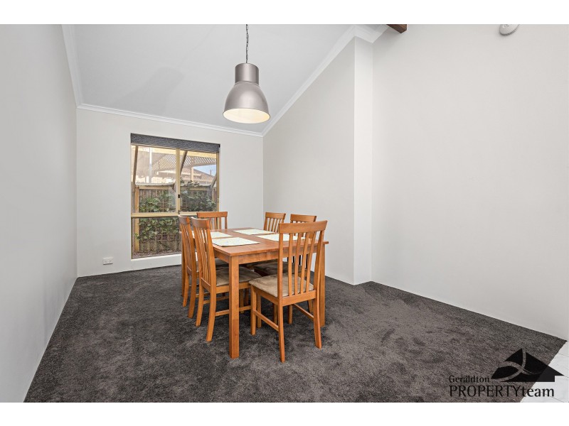 27 Glass Crescent, Mahomets Flats WA 6530