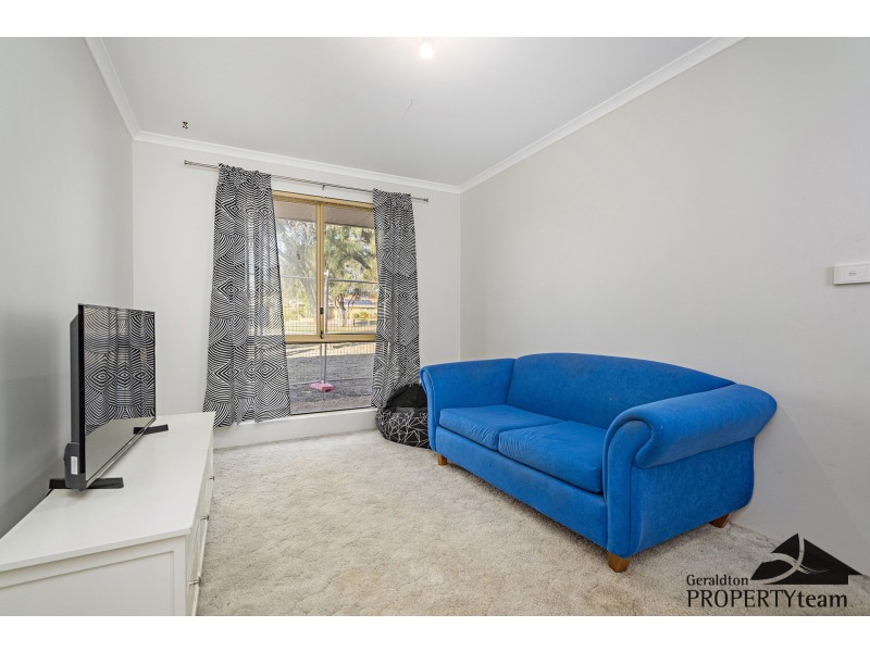 27 Glass Crescent, Mahomets Flats WA 6530