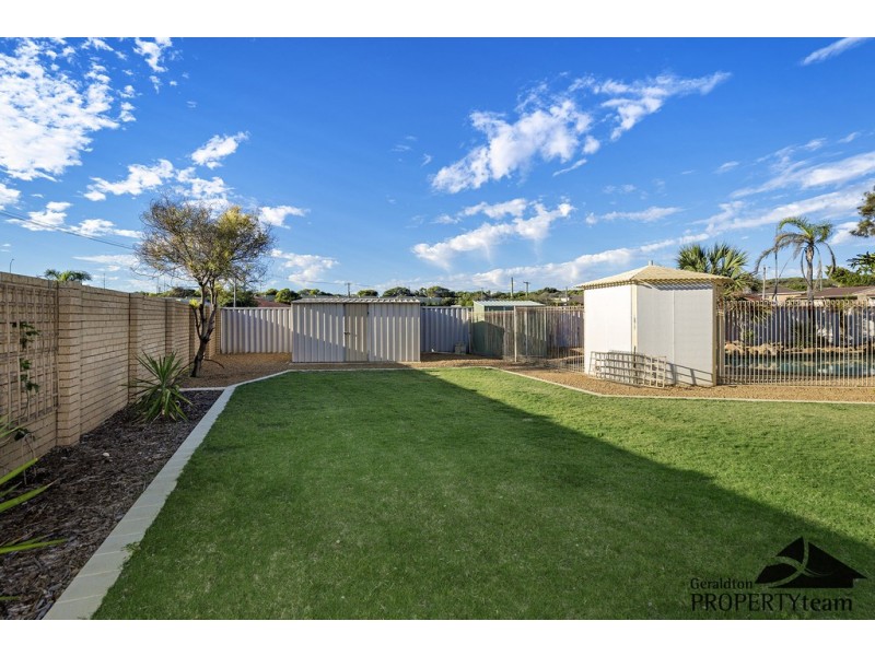 27 Glass Crescent, Mahomets Flats WA 6530