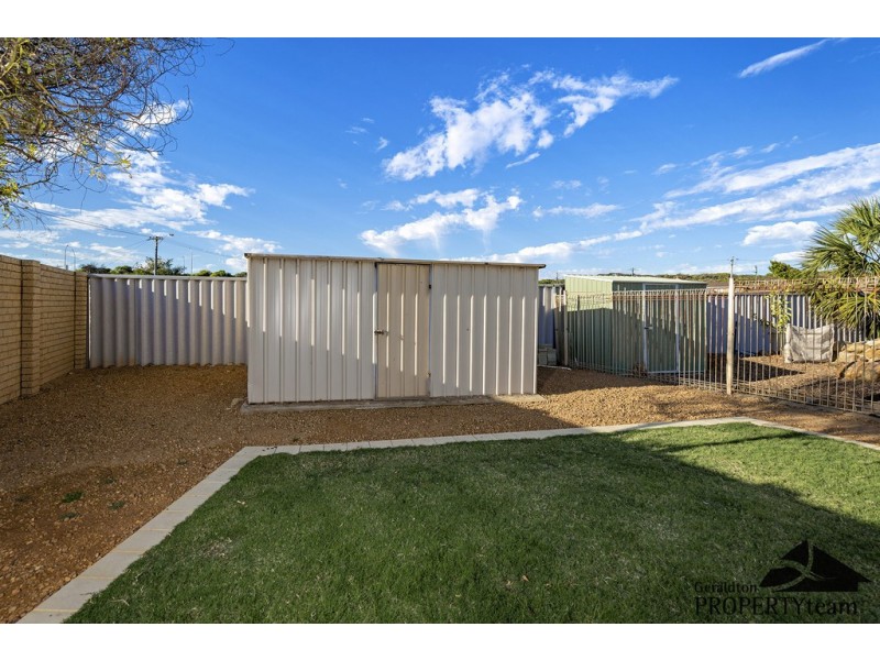 27 Glass Crescent, Mahomets Flats WA 6530
