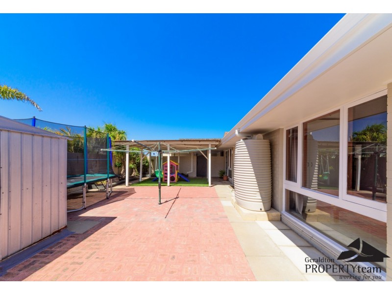 6 Maidstone Street, Mount Tarcoola WA 6530