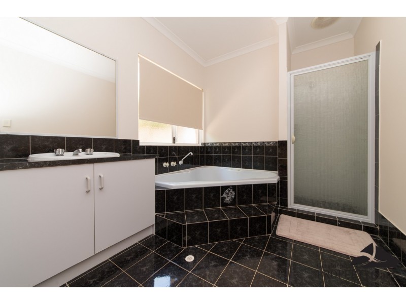 13 River Drive, Cape Burney WA 6532