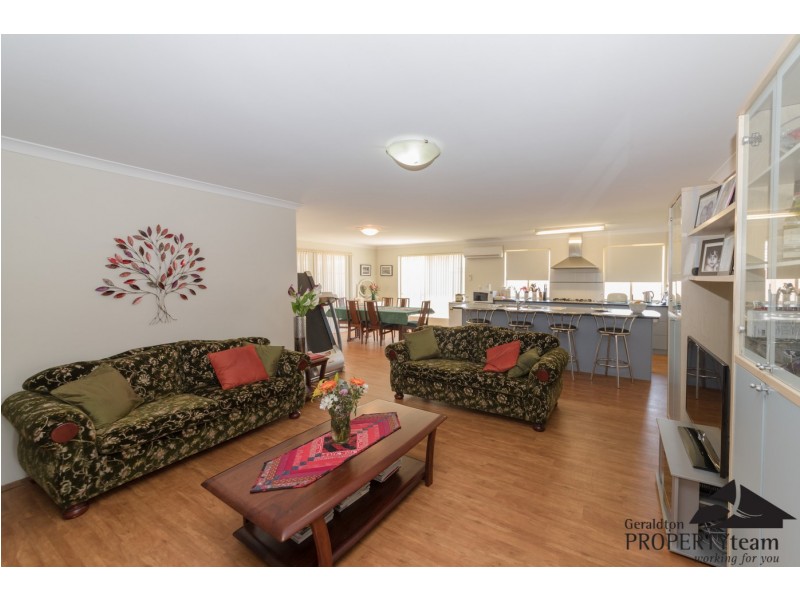 55 Columbus Boulevard, Wandina WA 6530