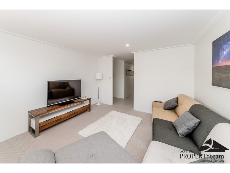 215 Chapman Valley Road, Waggrakine WA 6530