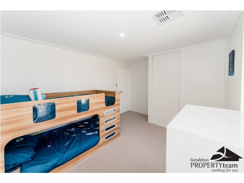 215 Chapman Valley Road, Waggrakine WA 6530