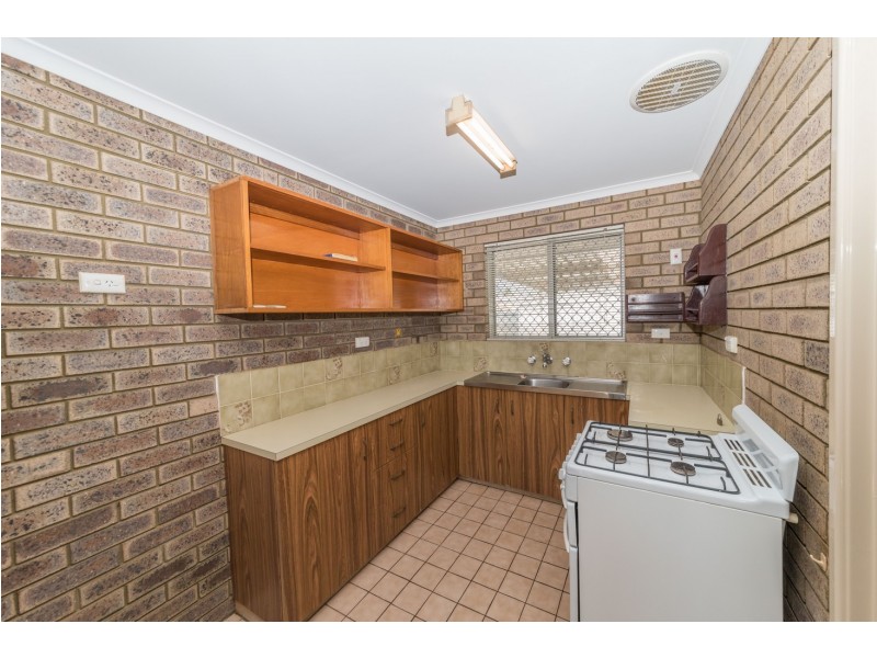 4 Pinyali Way, Waggrakine WA 6530