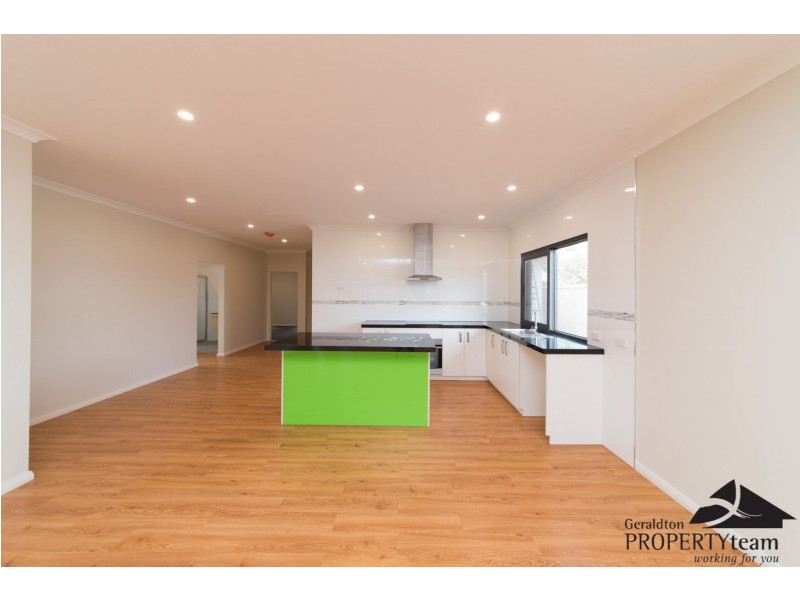 21 Periwinkle Street, Drummond Cove WA 6532