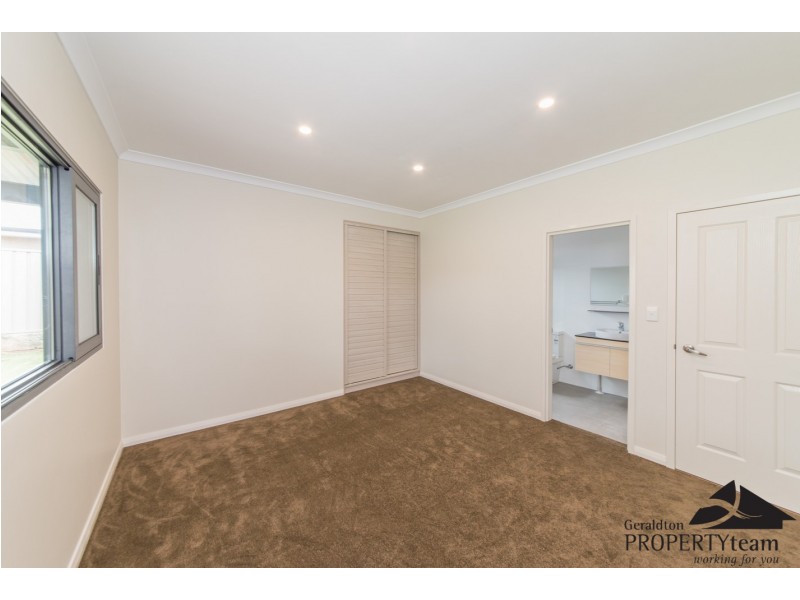 21 Periwinkle Street, Drummond Cove WA 6532
