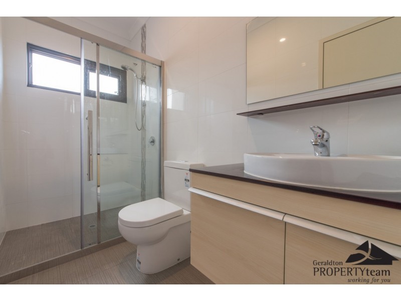 21 Periwinkle Street, Drummond Cove WA 6532