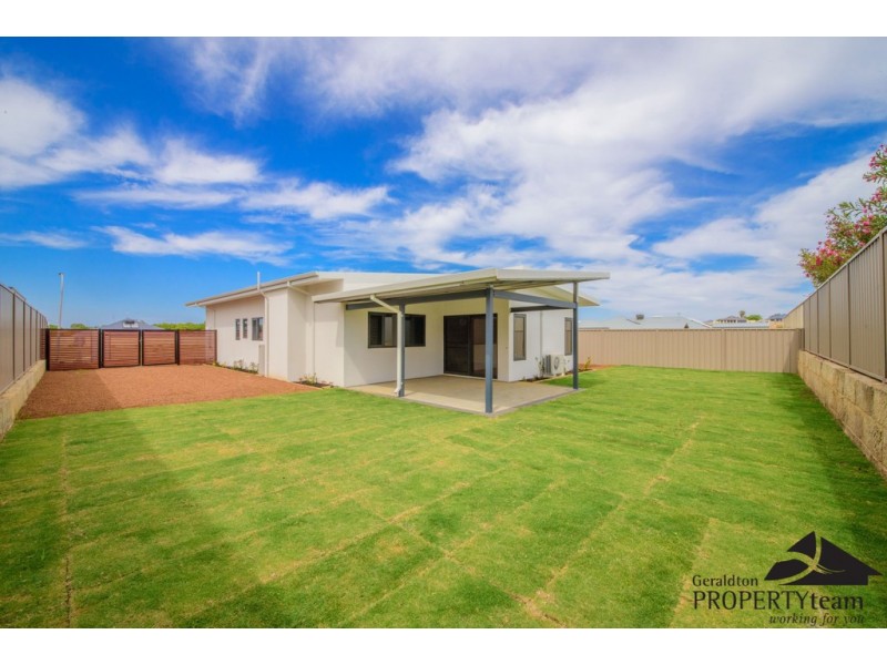 21 Periwinkle Street, Drummond Cove WA 6532