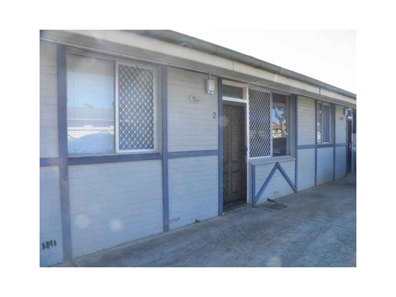 2/230 Seventh Street, Wonthella WA 6530