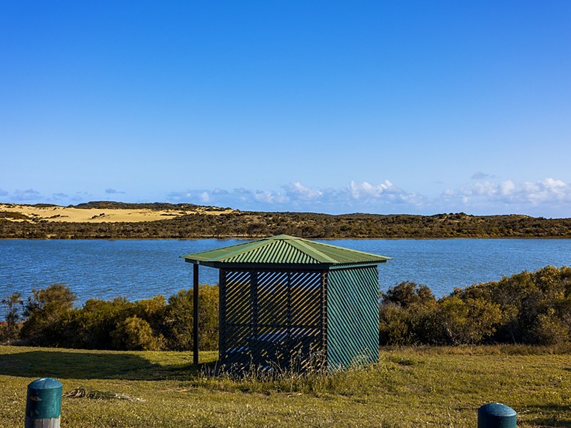 42 Rother Road, Cape Burney WA 6532