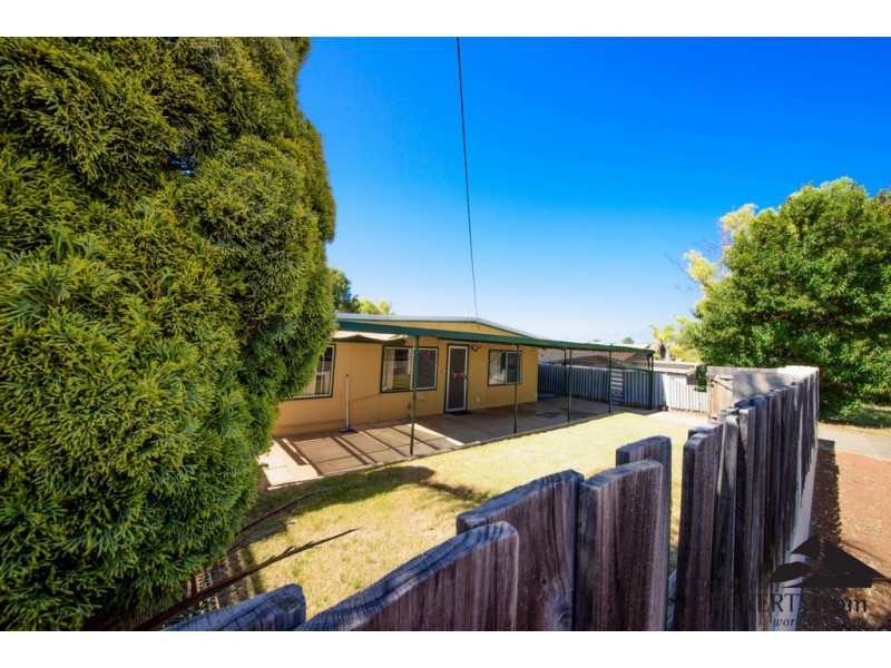 5 James Street, Geraldton WA 6530