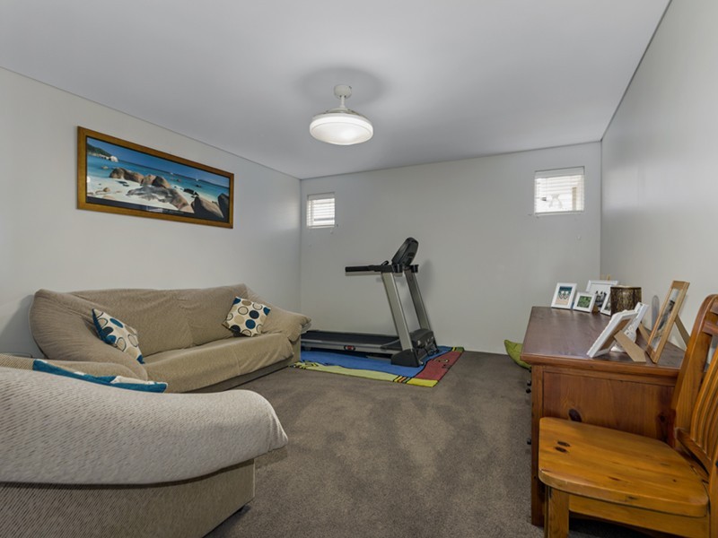 20 Peak Street, Drummond Cove WA 6532