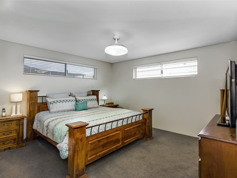 20 Peak Street, Drummond Cove WA 6532