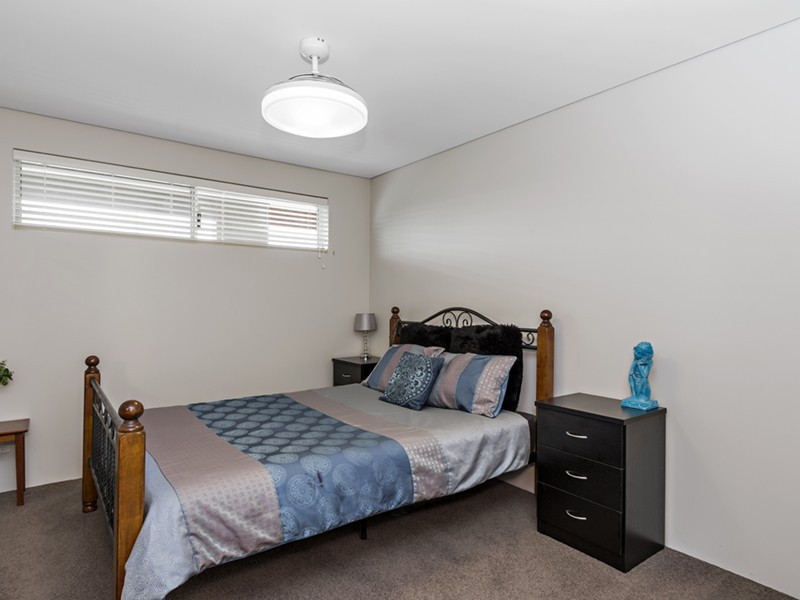 20 Peak Street, Drummond Cove WA 6532