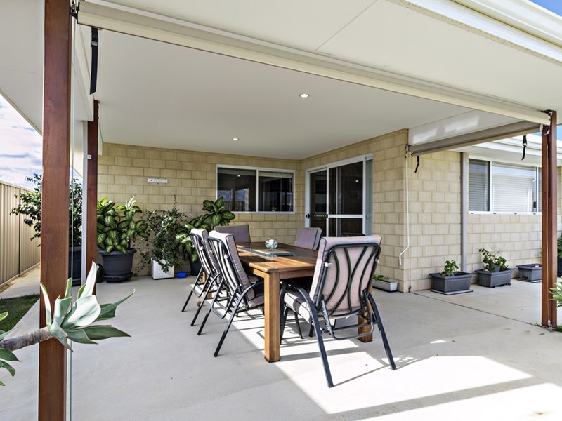 20 Peak Street, Drummond Cove WA 6532