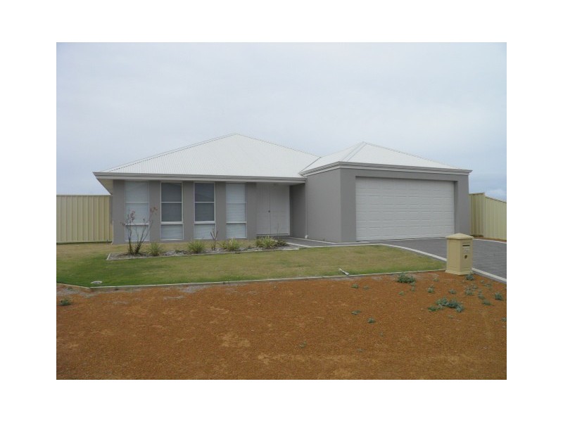 10 Moorings Loop, Sunset Beach WA 6530