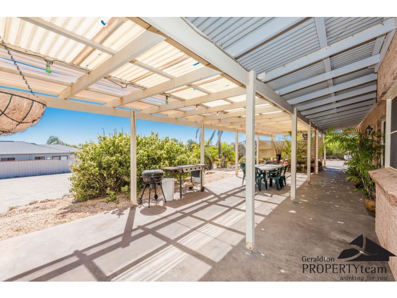 41 Eakins Crescent, Wandina WA 6530