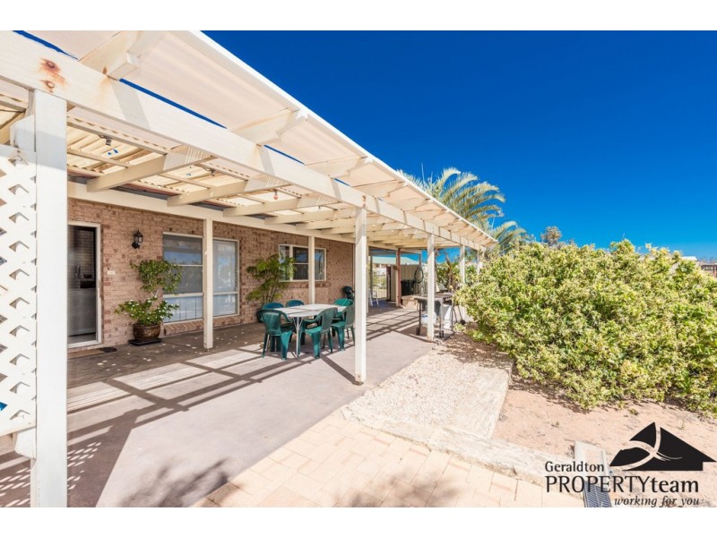 41 Eakins Crescent, Wandina WA 6530