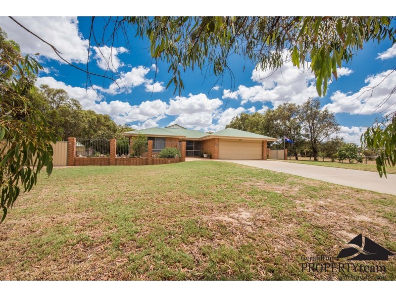 12 Dressage Circle, Deepdale WA 6532
