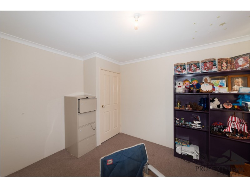 8 Auger Green, Wandina WA 6530