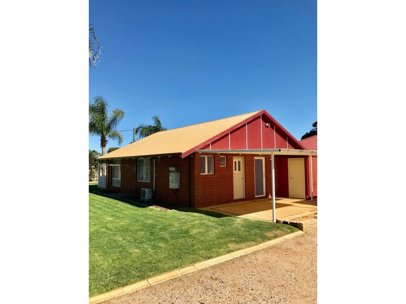 3/271 Third Street, Wonthella WA 6530