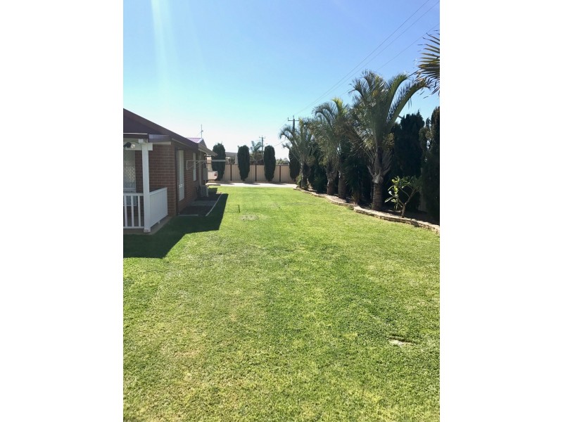 3/271 Third Street, Wonthella WA 6530