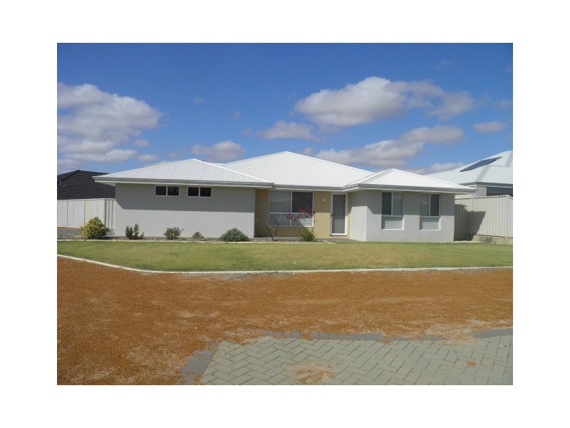 11 Wanda Circle, Wandina WA 6530
