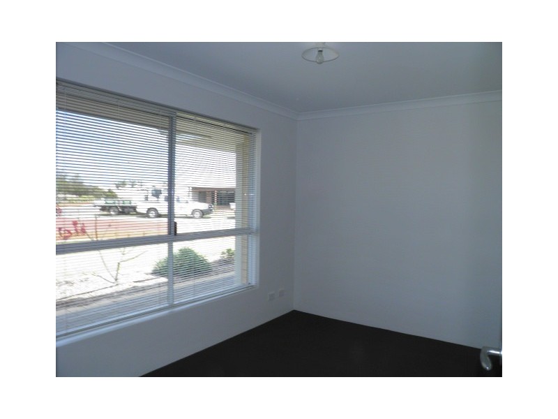 11 Wanda Circle, Wandina WA 6530