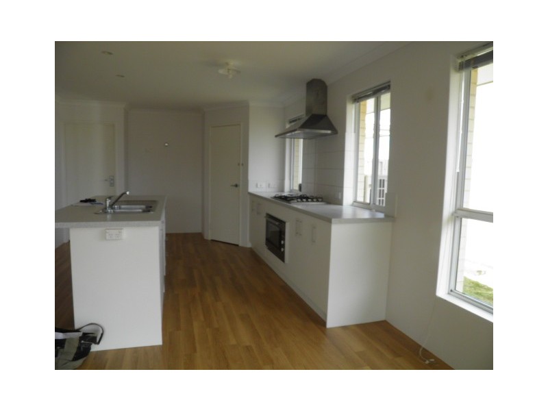 11 Wanda Circle, Wandina WA 6530