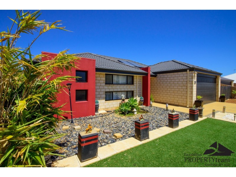 16 Rosapark Boulevard, Webberton WA 6530