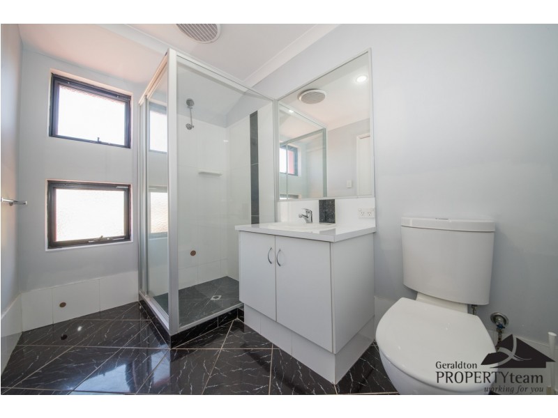 16 Rosapark Boulevard, Webberton WA 6530