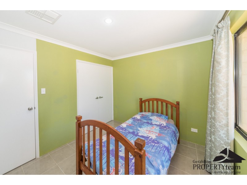 16 Rosapark Boulevard, Webberton WA 6530