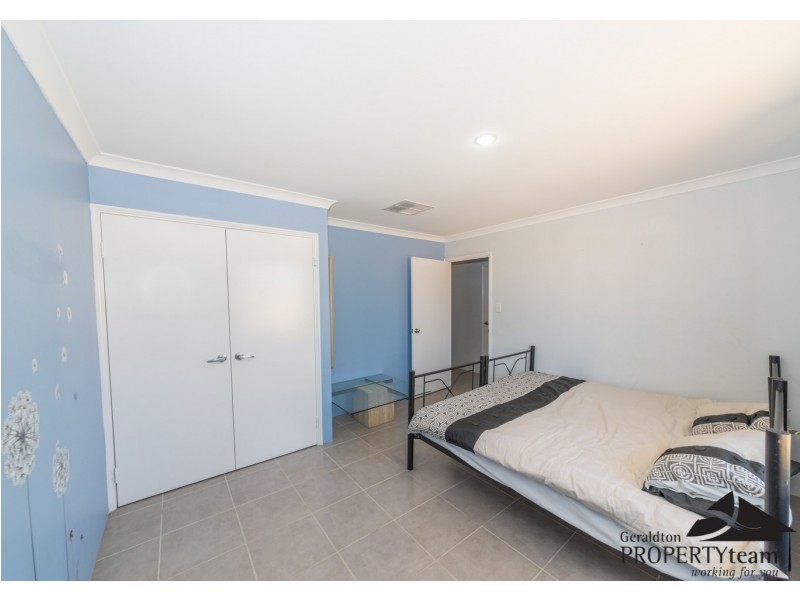 16 Rosapark Boulevard, Webberton WA 6530