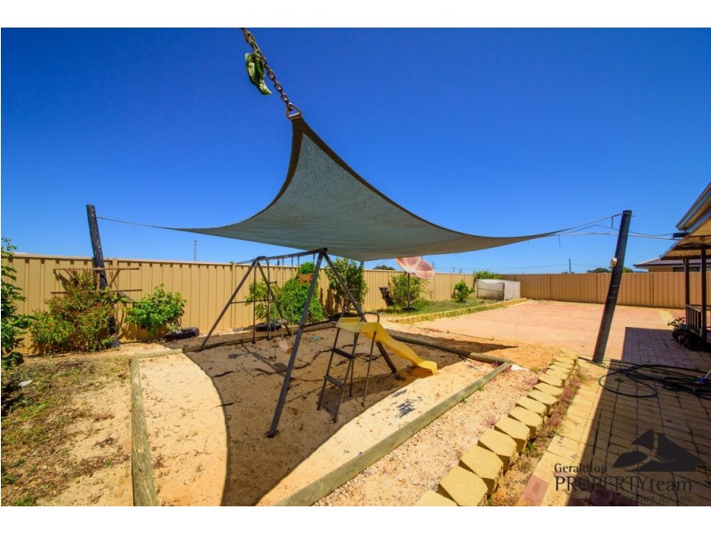 16 Rosapark Boulevard, Webberton WA 6530