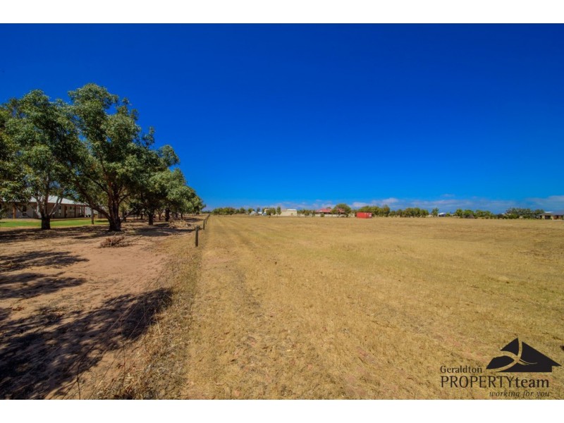 9 Eastlyn Drive, Deepdale WA 6532