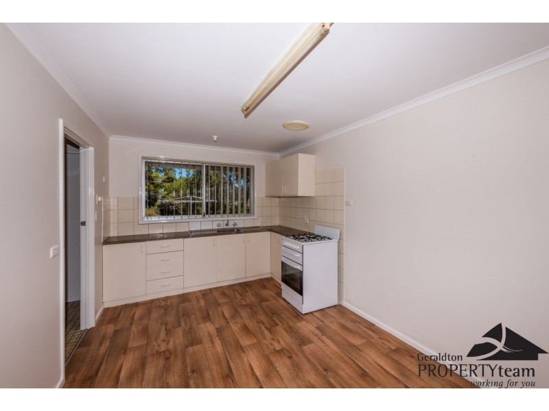 18 Adelaide Street, Waggrakine WA 6530