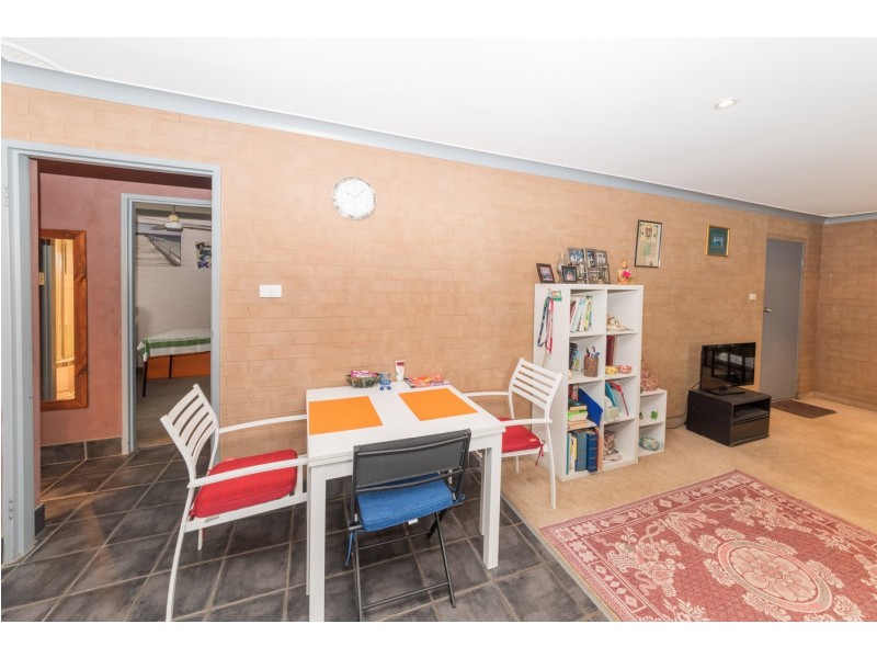 2B Cairncross Street, Geraldton WA 6530